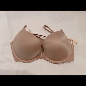 New Victoria Secret Very Sexy push-up bra 32 C